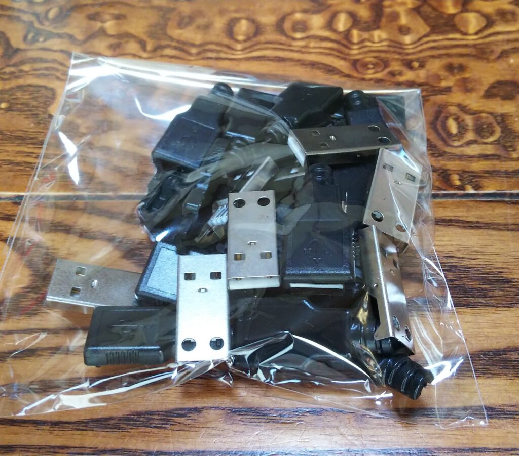 自作用USBコネクターオスセットの写真